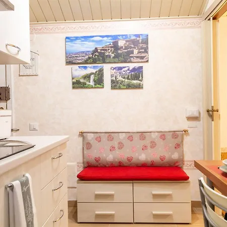 La Mansarda A Due Passi Dalla Stazione - Italywego * Περούτζια