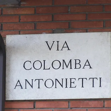 La Mansarda A Due Passi Dalla Stazione - Italywego *